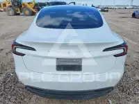 2025 Tesla Model 3 фото