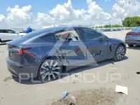 2025 Tesla Model 3 photo