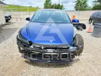 2025 Tesla Model 3 фото