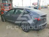 2025 Tesla Model 3 фото