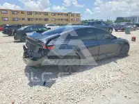 2025 Tesla Model 3 фото