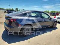2025 Tesla Model 3 фото