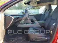 2025 Tesla Model 3 фото