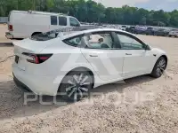 2025 Tesla Model 3 photo
