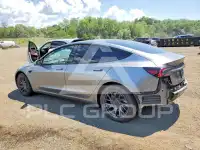 2025 Tesla Model 3 photo