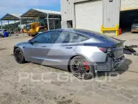 2025 Tesla Model 3 photo