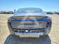 2025 Tesla Model 3 фото