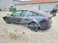 2025 Tesla Model 3 фото