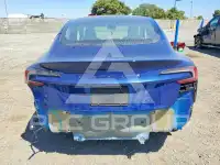 2025 Tesla Model 3 фото