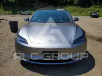 2025 Tesla Model 3 photo