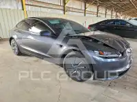 2025 Tesla Model 3 фото