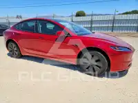 2025 Tesla Model 3 фото