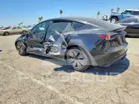 2025 Tesla Model 3 фото