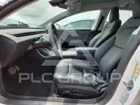 2025 Tesla Model 3 фото