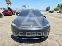 2025 Tesla Model 3 фото