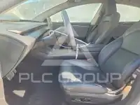 2025 Tesla Model 3 фото