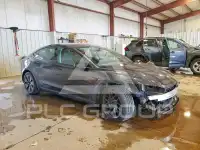 2025 Tesla Model 3 фото