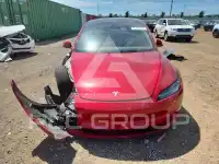 2025 Tesla Model 3 фото