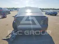 2025 Tesla Model 3 фото