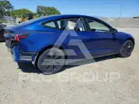2025 Tesla Model 3 фото