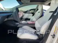 2025 Tesla Model 3 фото