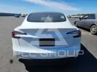 2025 Tesla Model 3 photo