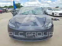 2025 Tesla Model 3 photo