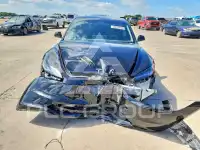 2025 Tesla Model 3 photo