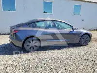 2025 Tesla Model 3 фото