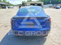 2025 Tesla Model 3 фото