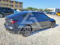 2025 Tesla Model 3 фото