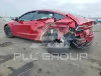 2025 Tesla Model 3 фото