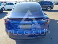 2025 Tesla Model 3 фото