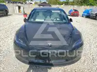 2025 Tesla Model 3 фото