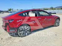2025 Tesla Model 3 фото