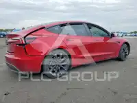2025 Tesla Model 3 фото