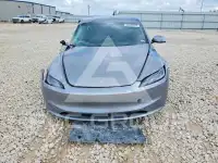 2025 Tesla Model 3 photo
