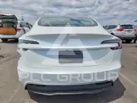 2025 Tesla Model 3 фото