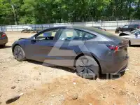 2025 Tesla Model 3 фото