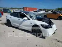 2025 Tesla Model 3 photo
