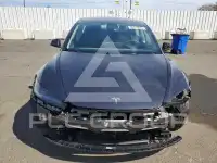 2025 Tesla Model 3 фото