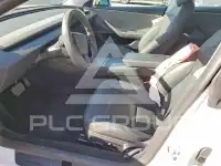 2025 Tesla Model 3 фото