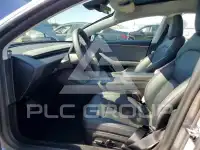 2025 Tesla Model 3 фото
