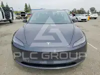 2025 Tesla Model 3 фото