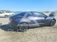 2025 Tesla Model 3 фото