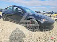 2025 Tesla Model 3 фото