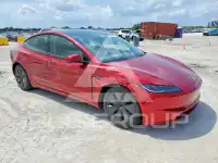 2025 Tesla Model 3 фото