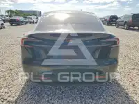 2025 Tesla Model 3 фото