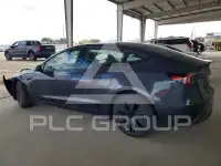 2025 Tesla Model 3 фото