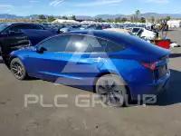 2025 Tesla Model 3 фото